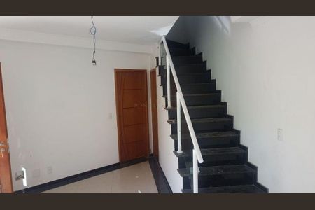Casa à venda com 120m², 3 quartos e 3 vagas