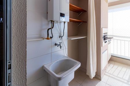 Área de serviço de apartamento para alugar com 2 quartos, 62m² em Socorro, São Paulo