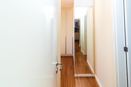 Corredor de apartamento para alugar com 2 quartos, 62m² em Socorro, São Paulo