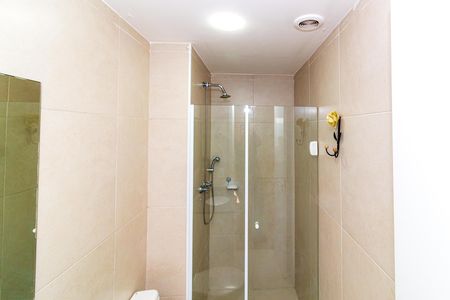 Apartamento para alugar com 62m², 2 quartos e 1 vaga Apartamento para alugar com 62m², 2 quartos e 1 vagaBanheiro social