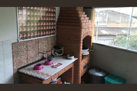 Casa à venda com 107m², 3 quartos e 2 vagas