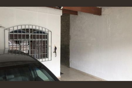 Casa à venda com 107m², 3 quartos e 2 vagas