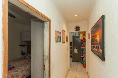 Casa à venda com 78m², 4 quartos e 3 vagasCorredor