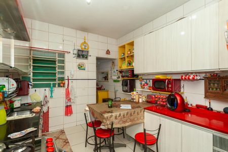 Casa à venda com 78m², 4 quartos e 3 vagasCozinha