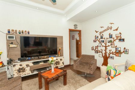 Casa à venda com 78m², 4 quartos e 3 vagasSala