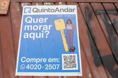 Casa à venda com 78m², 4 quartos e 3 vagasPlaca