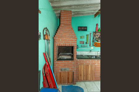 Casa à venda com 78m², 4 quartos e 3 vagasChurrasqueira