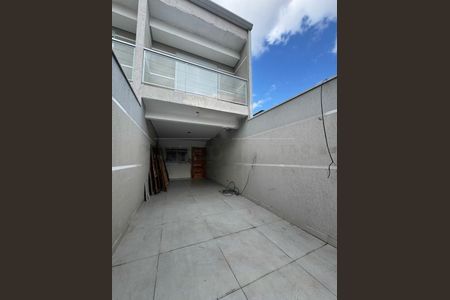Casa à venda com 150m², 3 quartos e 2 vagas