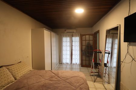 Casa à venda com 200m², 3 quartos e 3 vagasSuíte 2