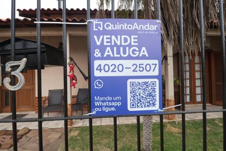 Casa à venda com 200m², 3 quartos e 3 vagasPlaca