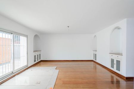 Casa à venda com 3 quartos, 466m² em Boaçava, São Paulo