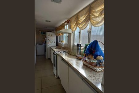 Apartamento à venda com 3 quartos, 148m² em Bom Fim, Porto Alegre