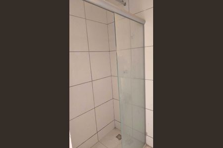 Banheiro de kitnet/studio para alugar com 1 quarto, 35m² em Graça, Belo Horizonte