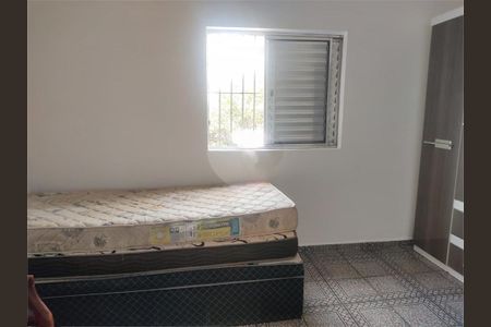 Casa à venda com 101m², 2 quartos e 1 vaga