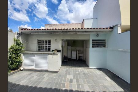 Casa à venda com 137m², 3 quartos e 2 vagas