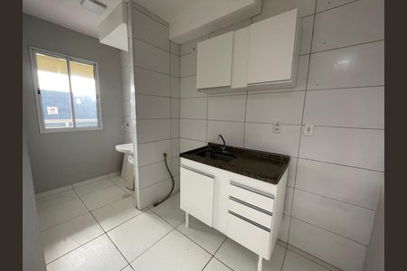 Apartamento para alugar com 55m², 2 quartos e 1 vaga Apartamento para alugar com 55m², 2 quartos e 1 vagaCozinha e Área de Serviço