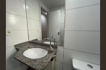 Apartamento para alugar com 55m², 2 quartos e 1 vaga Apartamento para alugar com 55m², 2 quartos e 1 vagaBanheiro