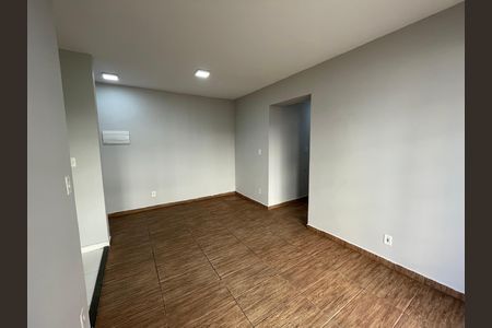 Apartamento para alugar com 55m², 2 quartos e 1 vaga Apartamento para alugar com 55m², 2 quartos e 1 vagaSala