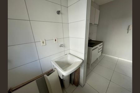 Apartamento para alugar com 55m², 2 quartos e 1 vaga Apartamento para alugar com 55m², 2 quartos e 1 vagaCozinha e Área de Serviço