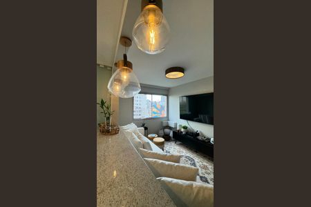 Apartamento à venda com 67m², 2 quartos e 1 vagaSala