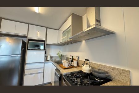 Apartamento à venda com 67m², 2 quartos e 1 vagaCozinha