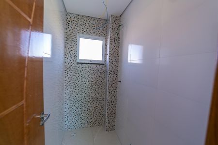 Apartamento para alugar com 41m², 2 quartos e sem vaga Apartamento para alugar com 41m², 2 quartos e sem vagaBanheiro