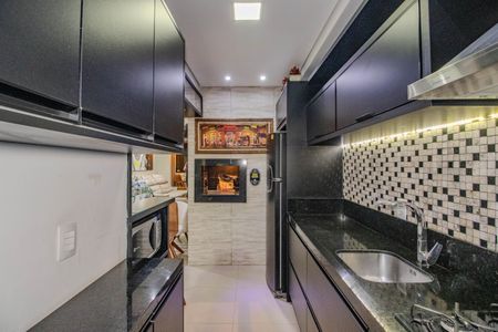 Apartamento à venda com 57m², 2 quartos e 1 vagaCozinha e Área de Serviço