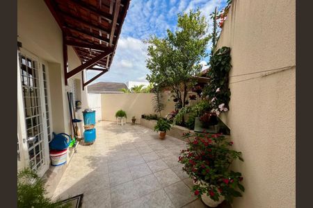 Casa à venda com 449m², 4 quartos e 6 vagas Casa à venda com 449m², 4 quartos e 6 vagasFoto 23