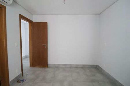 Apartamento para alugar com 145m², 3 quartos e 3 vagasSuíte 1