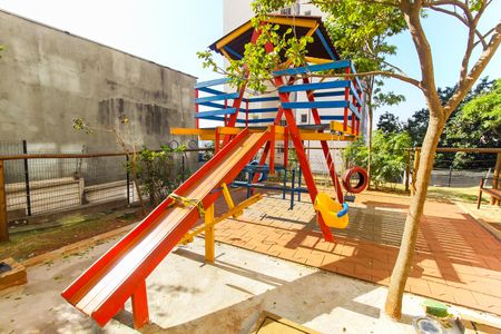 Apartamento à venda com 45m², 2 quartos e sem vagaÁrea comum - Playground