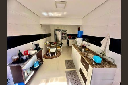 Casa à venda com 125m², 4 quartos e 3 vagas Casa à venda com 125m², 4 quartos e 3 vagasFoto 13