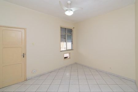Apartamento para alugar com 42m², 1 quarto e sem vagaQuarto