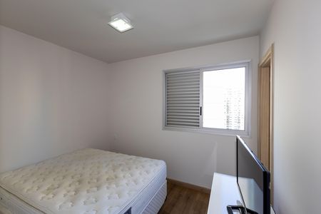 Apartamento à venda com 72m², 2 quartos e 2 vagas Apartamento à venda com 72m², 2 quartos e 2 vagasSuíte