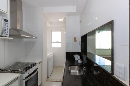 Apartamento à venda com 72m², 2 quartos e 2 vagas Apartamento à venda com 72m², 2 quartos e 2 vagasCozinha
