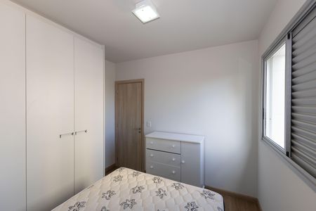 Apartamento à venda com 72m², 2 quartos e 2 vagas Apartamento à venda com 72m², 2 quartos e 2 vagasQuarto