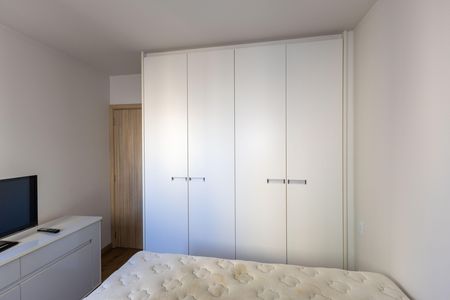 Apartamento à venda com 72m², 2 quartos e 2 vagas Apartamento à venda com 72m², 2 quartos e 2 vagasSuíte