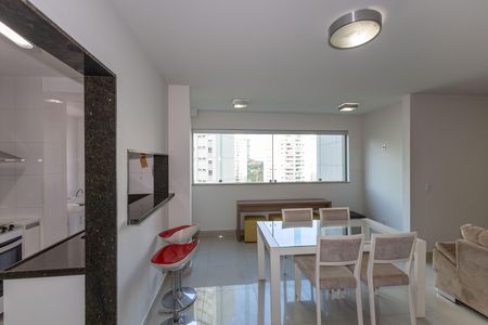 Apartamento à venda com 72m², 2 quartos e 2 vagas Apartamento à venda com 72m², 2 quartos e 2 vagasSala de Jantar