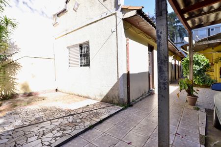 Casa à venda com 186m², 4 quartos e 3 vagas Casa à venda com 186m², 4 quartos e 3 vagasQuintal