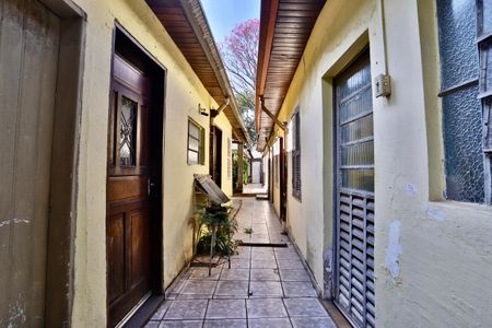 Casa à venda com 186m², 4 quartos e 3 vagas Casa à venda com 186m², 4 quartos e 3 vagasQuintal