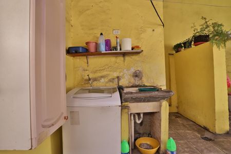 Casa à venda com 186m², 4 quartos e 3 vagas Casa à venda com 186m², 4 quartos e 3 vagasLavanderia