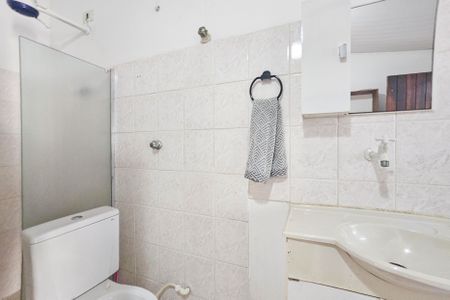 Casa para alugar com 18m², 1 quarto e sem vaga Casa para alugar com 18m², 1 quarto e sem vagaBanheiro