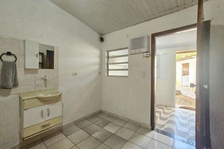 Casa para alugar com 18m², 1 quarto e sem vaga Casa para alugar com 18m², 1 quarto e sem vagaBanheiro