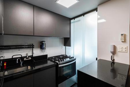 Apartamento à venda com 64m², 2 quartos e 2 vagas Apartamento à venda com 64m², 2 quartos e 2 vagasCozinha