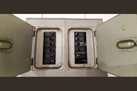 Casa para alugar com 125m², 4 quartos e 2 vagasQuadro de Luz