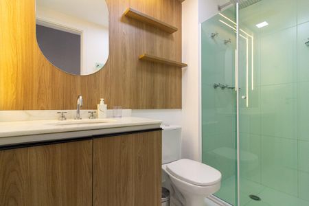 Apartamento à venda com 66m², 2 quartos e 2 vagasBanheiro Social