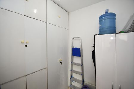 Apartamento à venda com 71m², 2 quartos e sem vaga Apartamento à venda com 71m², 2 quartos e sem vagaÁrea de serviço