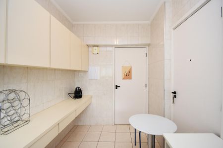 Apartamento à venda com 71m², 2 quartos e sem vaga Apartamento à venda com 71m², 2 quartos e sem vagaCozinha