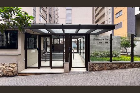 Apartamento à venda com 71m², 2 quartos e sem vaga Apartamento à venda com 71m², 2 quartos e sem vagaFachada do prédio