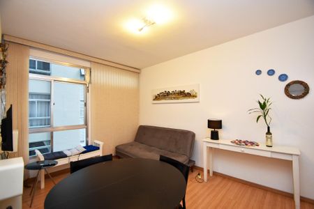 Apartamento à venda com 71m², 2 quartos e sem vaga Apartamento à venda com 71m², 2 quartos e sem vagaSala