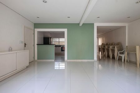 Apartamento à venda com 71m², 2 quartos e sem vagaPlaquinha